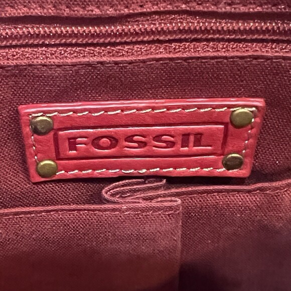 Fossil Red Leather Crossbody Tote Organizer Bag ID Window Key Charm Y2K Purse - Picture 9 of 16